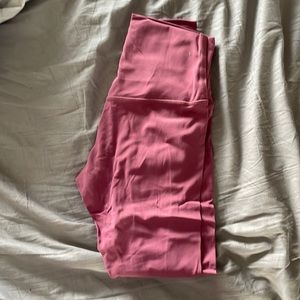 Lululemon Align High Rise 25” (Size 4)